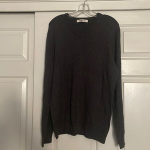 Old Navy V neck sweater